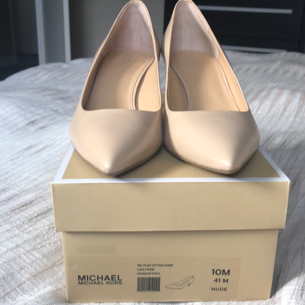 Michael Kors flex kitten pump Nude 10